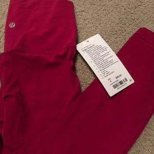 lululemon ruby red align